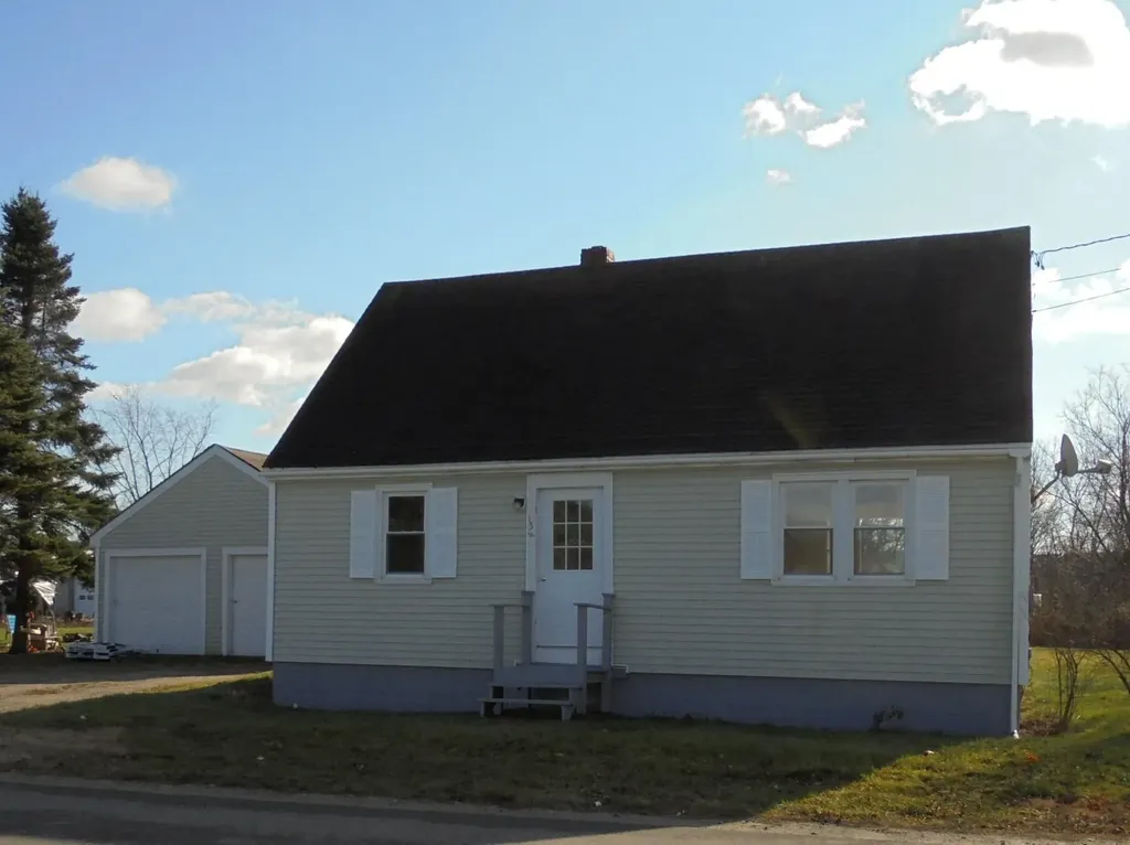 154 Thomaston Street Rockland ME 04841