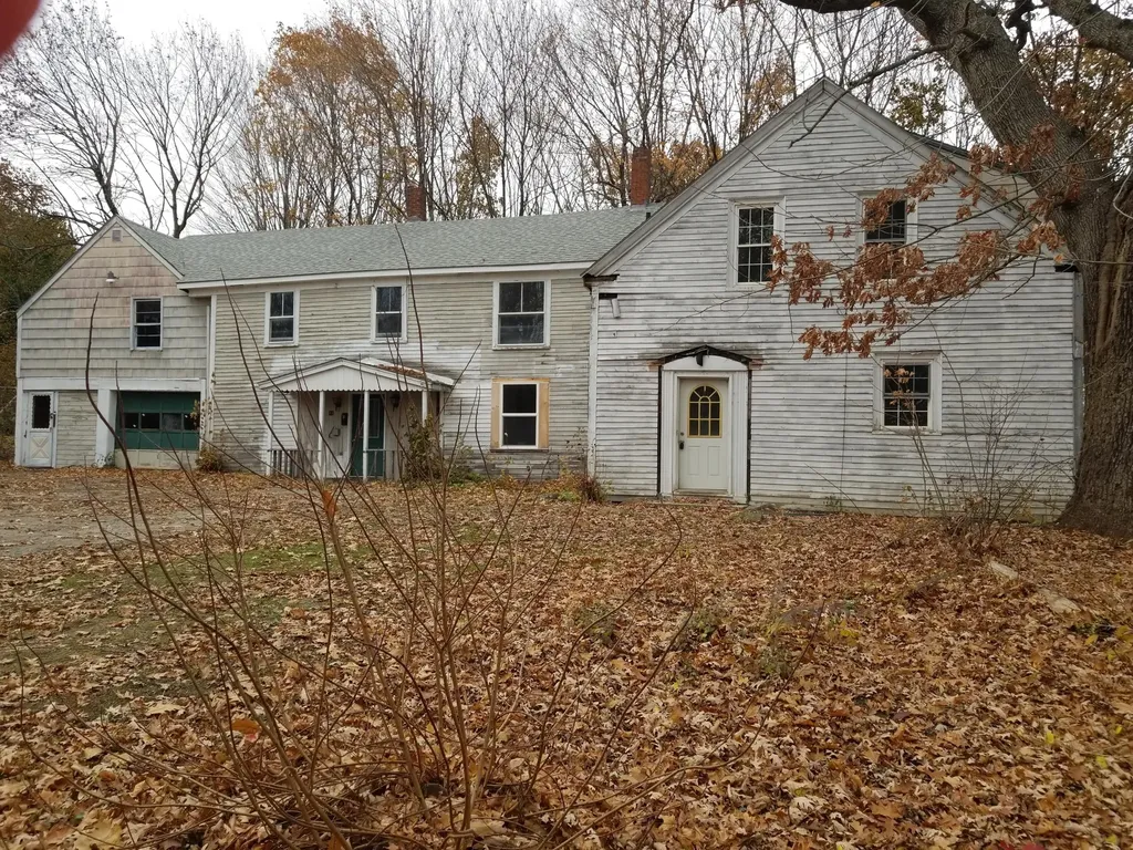 11 Sheldon Street Farmingdale ME 04344