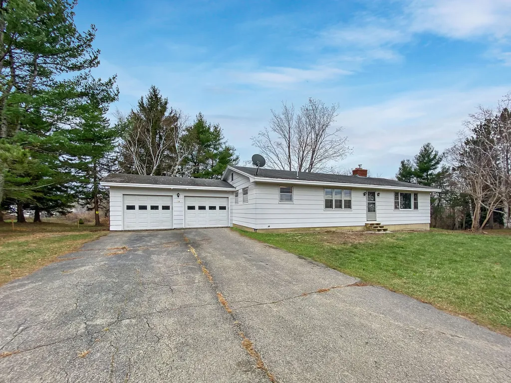 18 Sunset Drive Orrington ME 04474