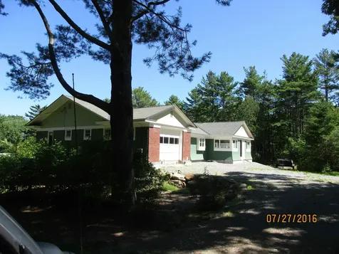 16 Beacon Avenue Camden ME 04843