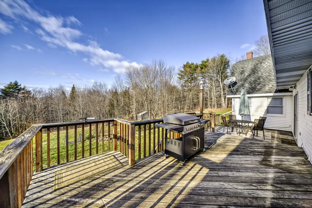 263 Coopers Mills Road Windsor ME 04363