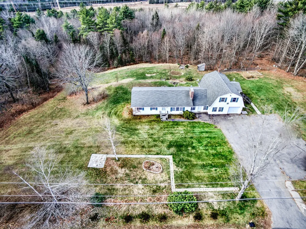 263 Coopers Mills Road Windsor ME 04363