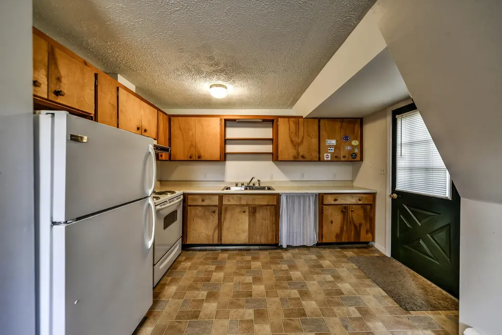 263 Coopers Mills Road Windsor ME 04363