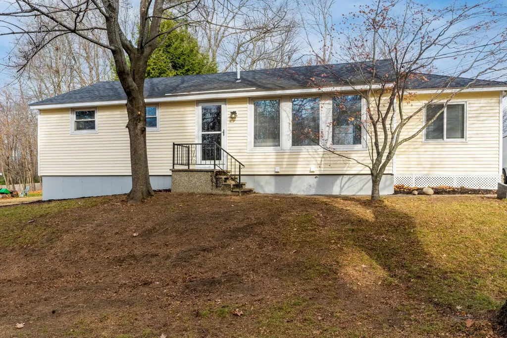 1 Stroudwater Place Westbrook ME 04092