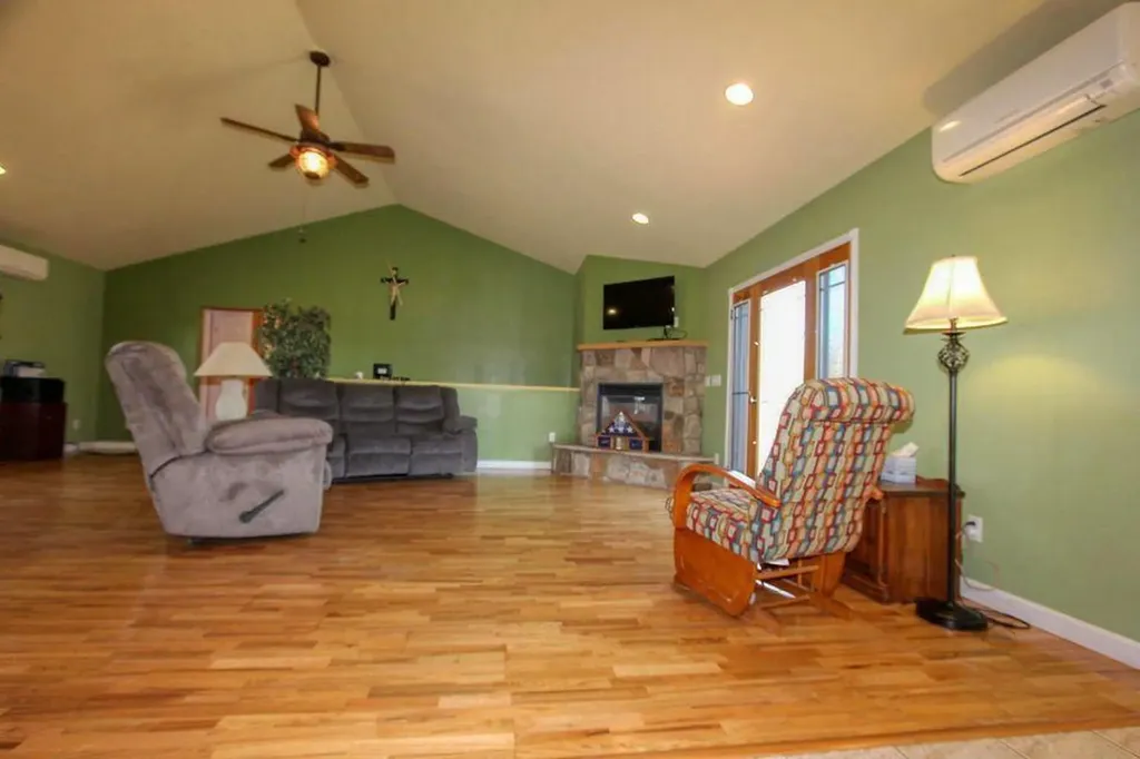14 Old Meadow Road Lisbon ME 04250
