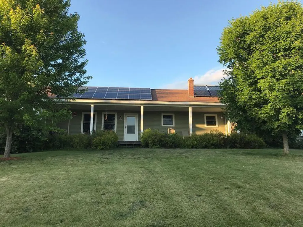 14 Old Meadow Road Lisbon ME 04250