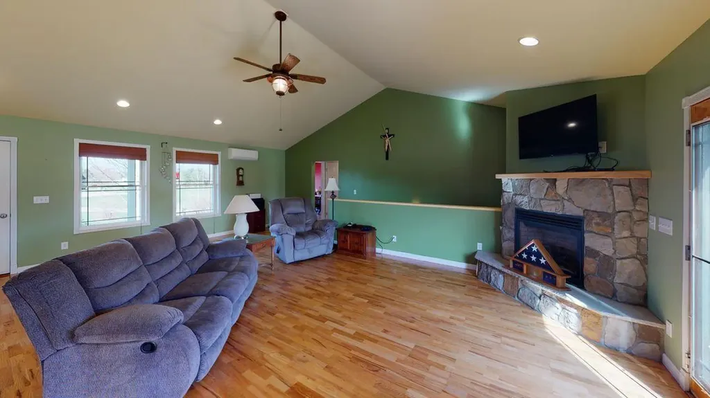 14 Old Meadow Road Lisbon ME 04250