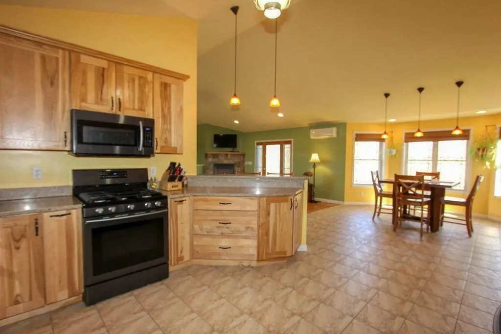 14 Old Meadow Road Lisbon ME 04250