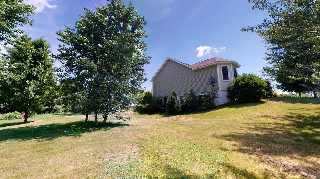 14 Old Meadow Road Lisbon ME 04250