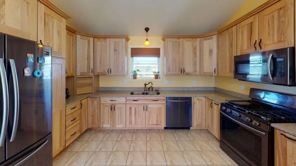 14 Old Meadow Road Lisbon ME 04250