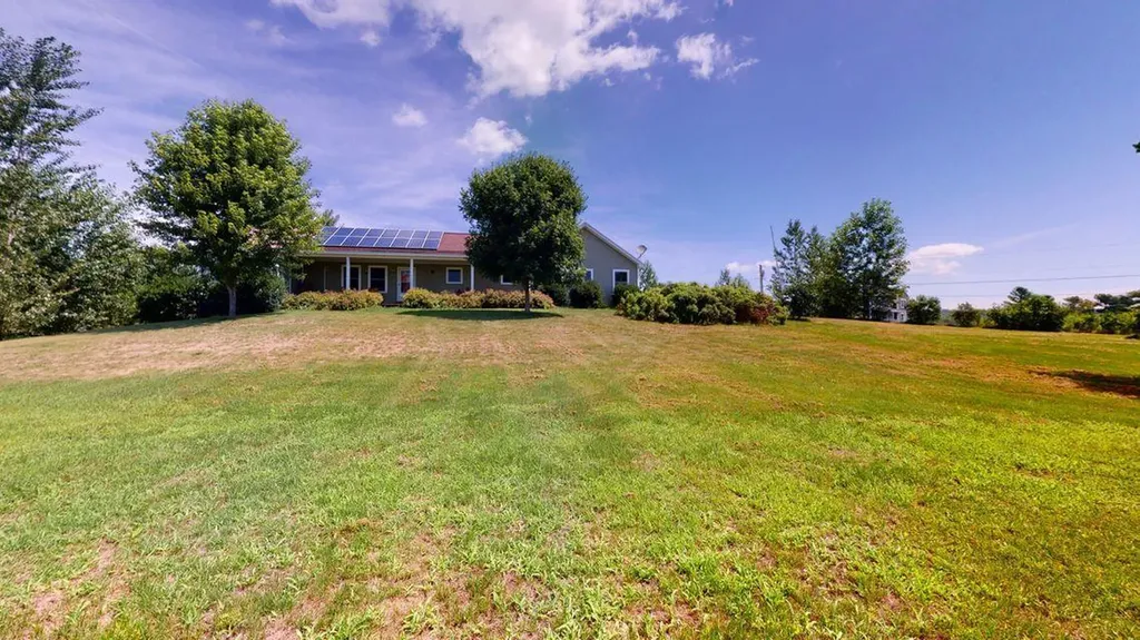 14 Old Meadow Road Lisbon ME 04250