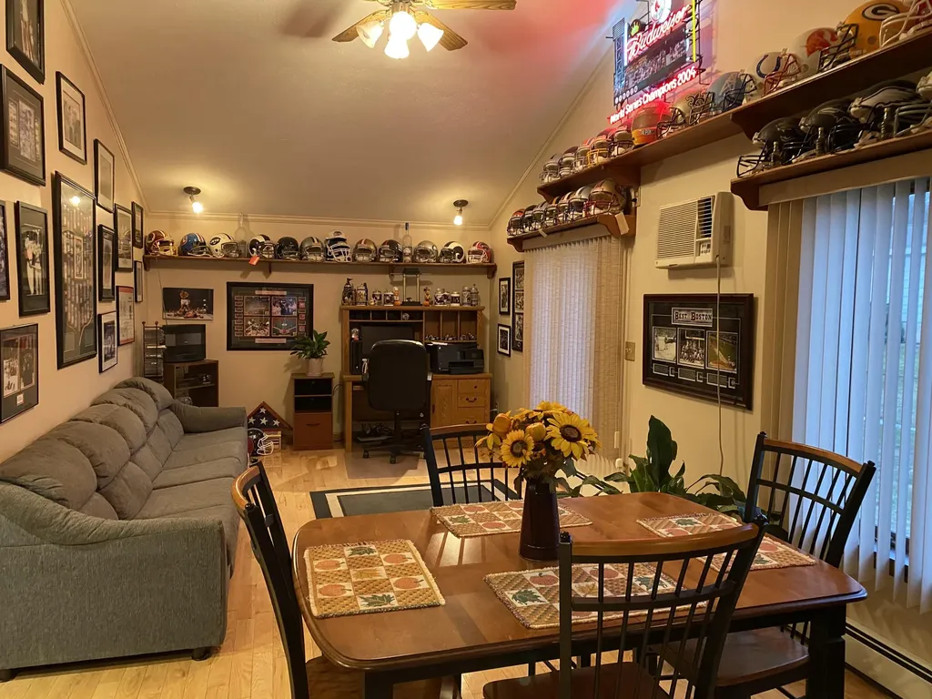 17 Swale Lane Lewiston ME 04240