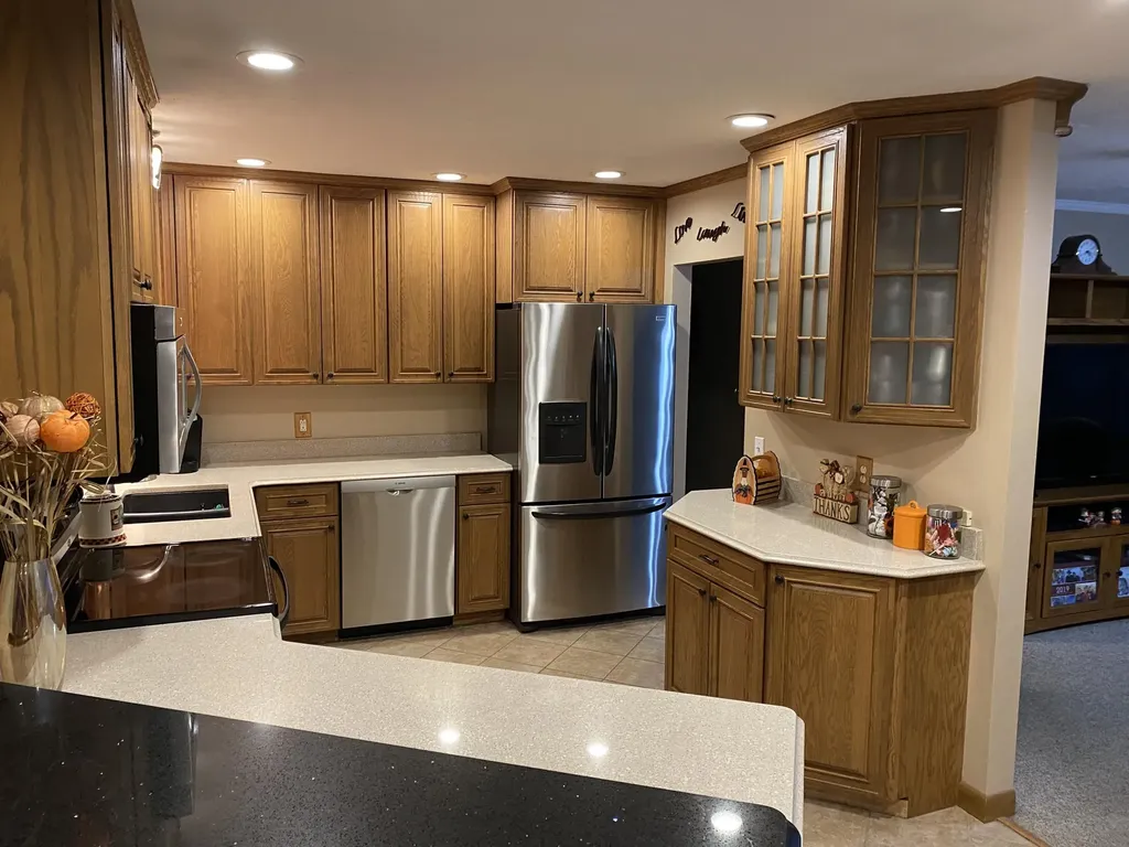 17 Swale Lane Lewiston ME 04240