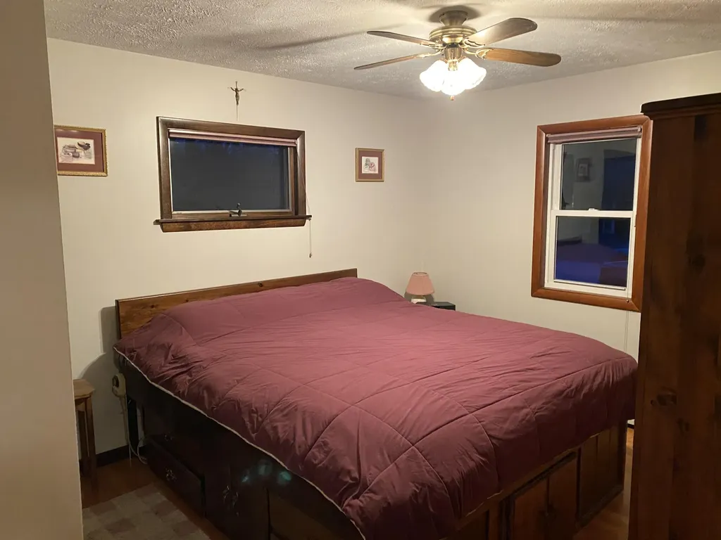 17 Swale Lane Lewiston ME 04240