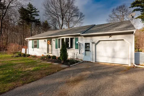 179 Mountain Road York ME 03902