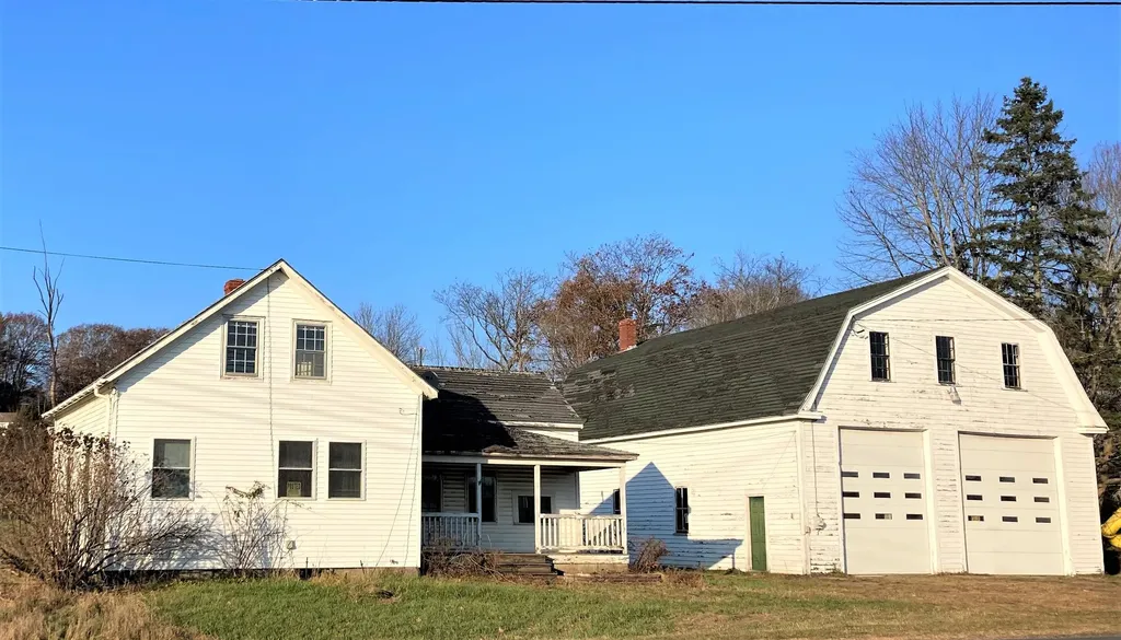 80 Belfast Augusta Road E Searsmont ME 04973