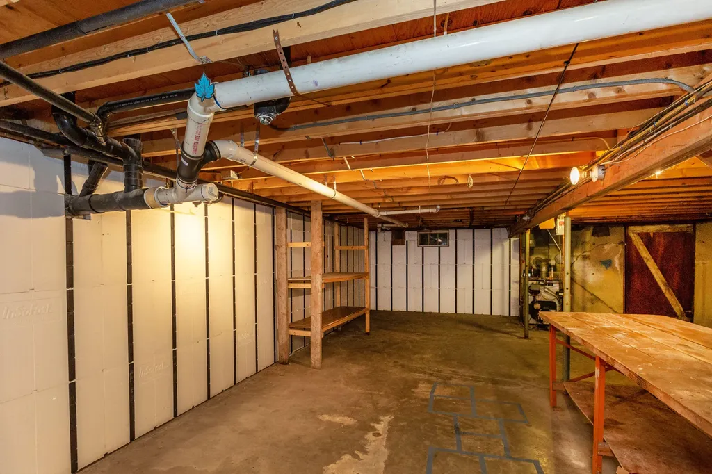 113 Marston Road Richmond ME 04357