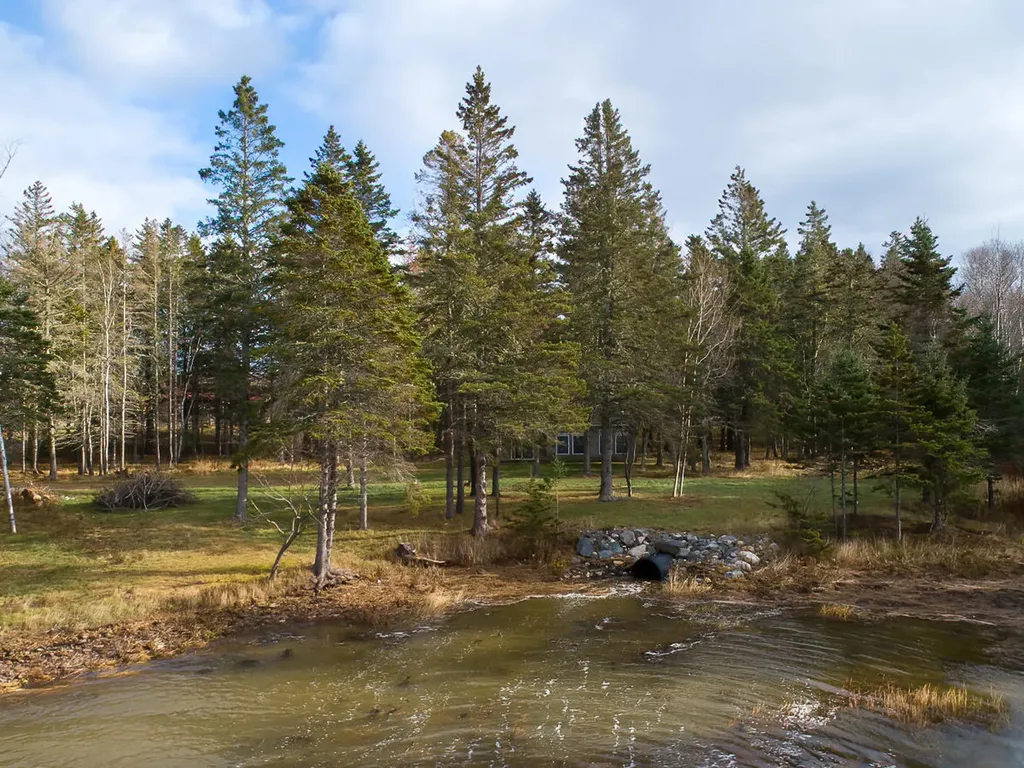 6 Vanasse Road Eastport ME 04631