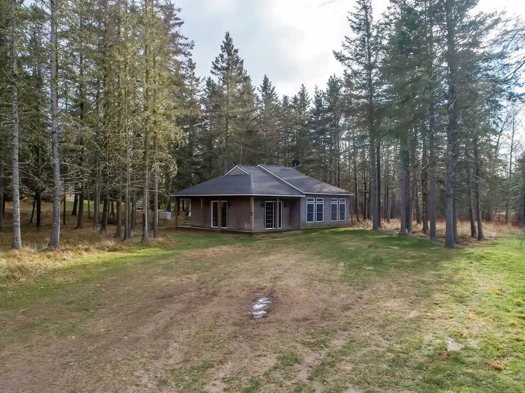 6 Vanasse Road Eastport ME 04631
