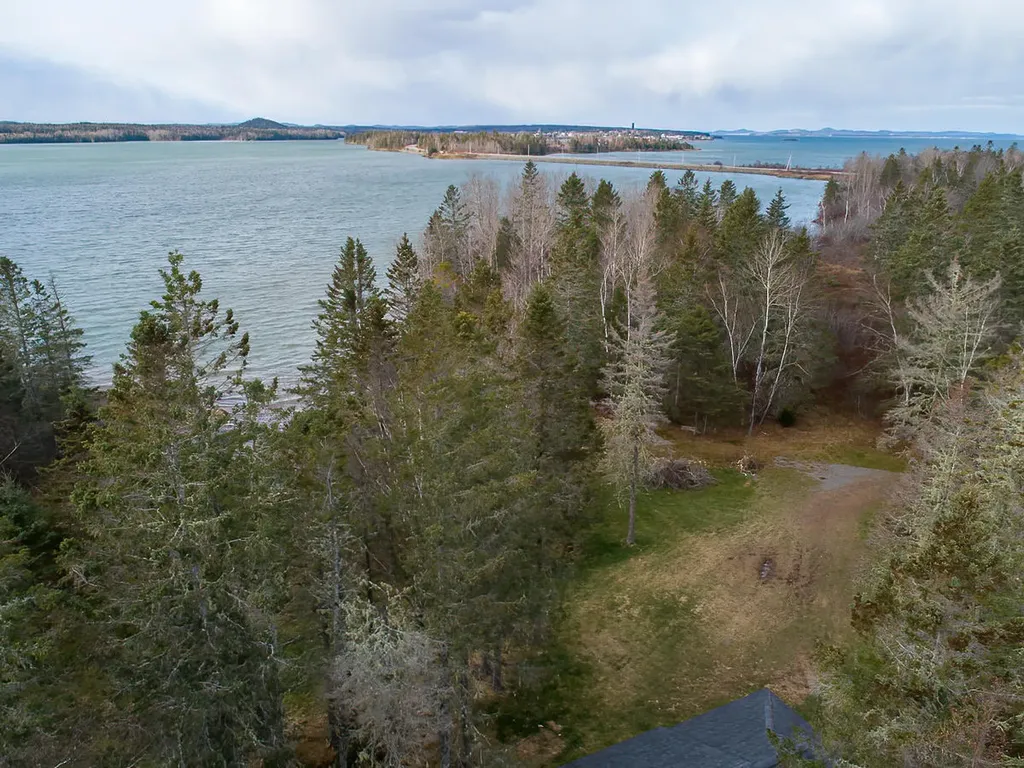 6 Vanasse Road Eastport ME 04631
