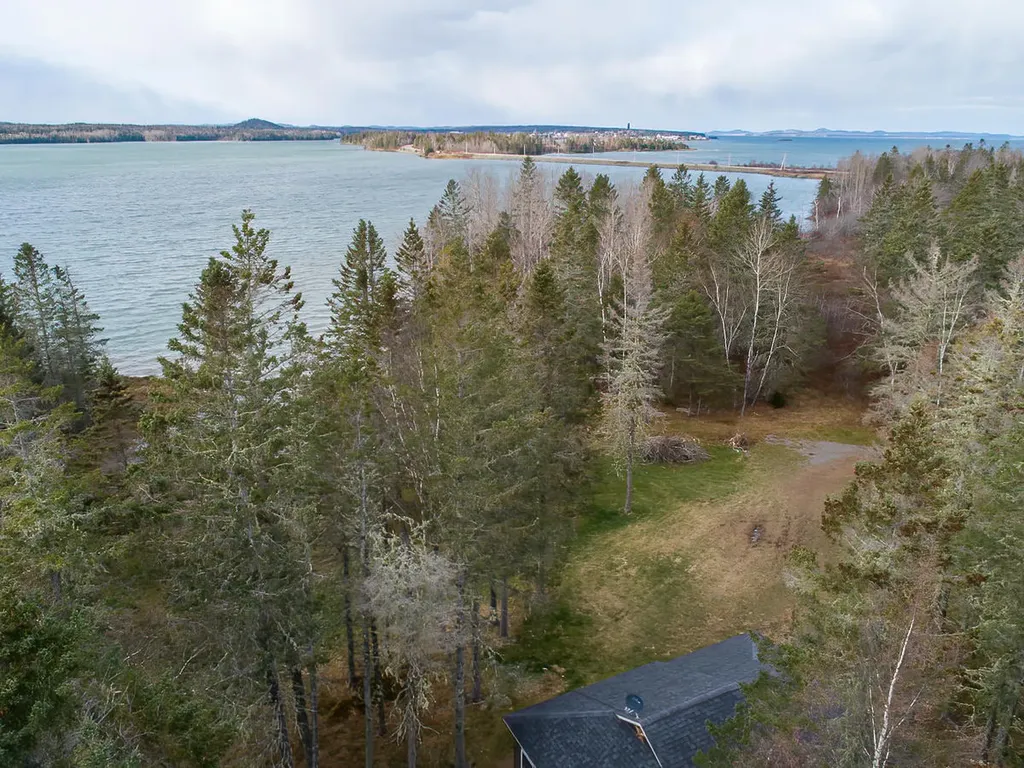 6 Vanasse Road Eastport ME 04631