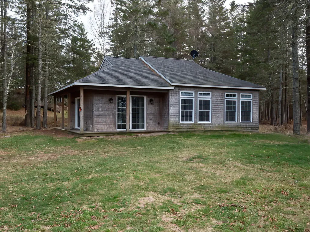 6 Vanasse Road Eastport ME 04631