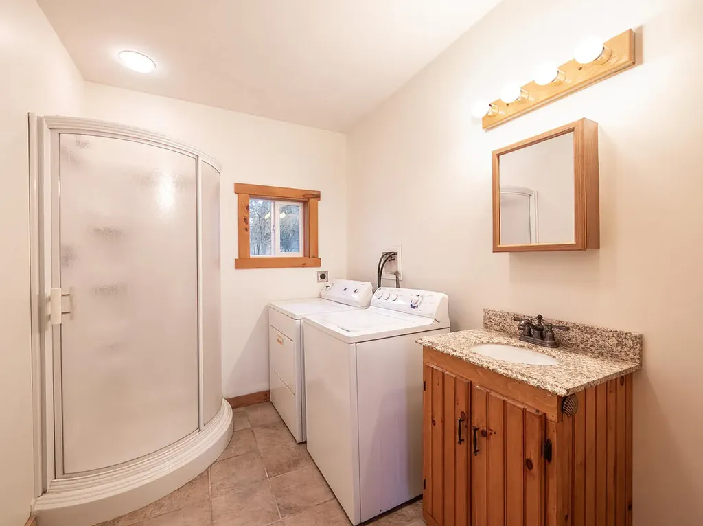 6 Vanasse Road Eastport ME 04631