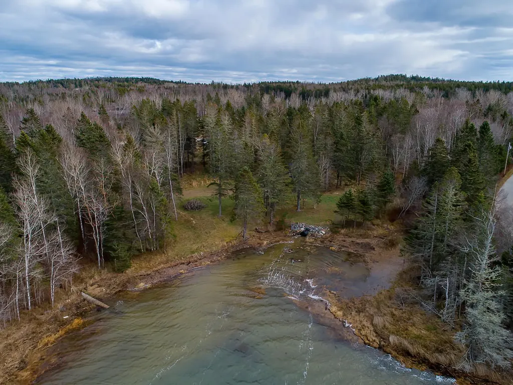 6 Vanasse Road Eastport ME 04631