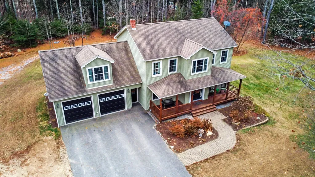 32 Harley Lane Bowdoin ME 04287