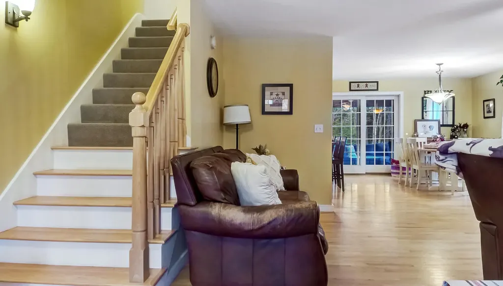 32 Harley Lane Bowdoin ME 04287