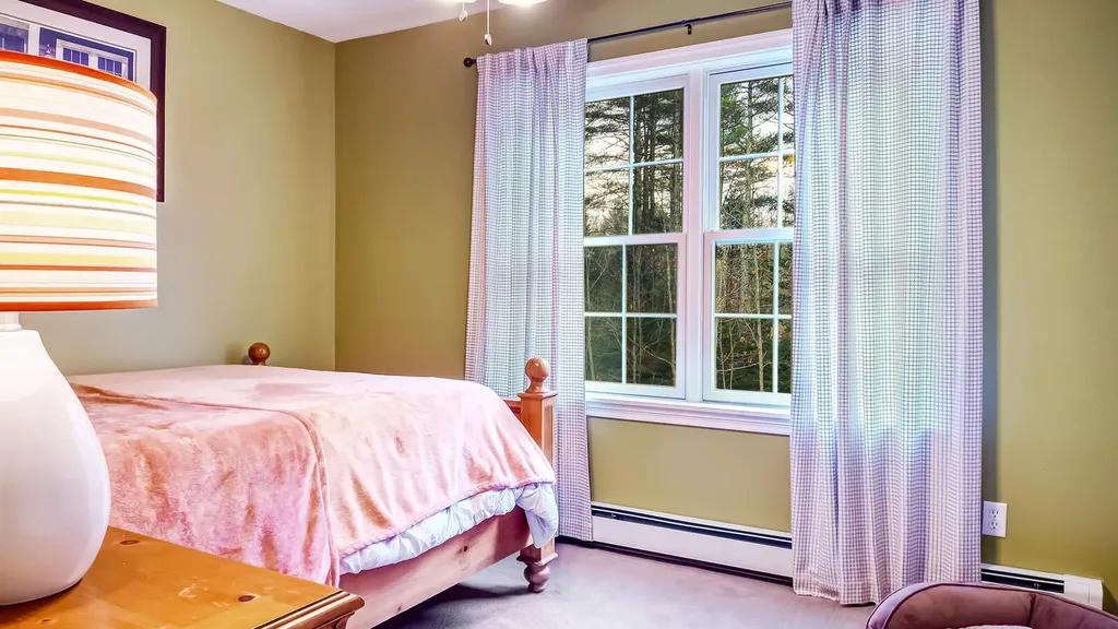 32 Harley Lane Bowdoin ME 04287