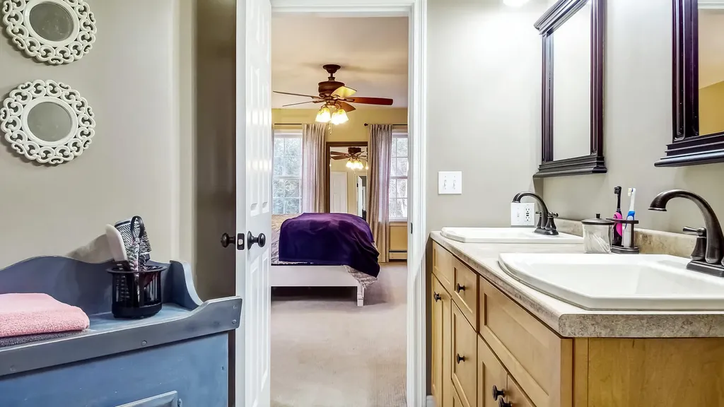32 Harley Lane Bowdoin ME 04287