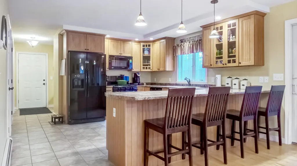 32 Harley Lane Bowdoin ME 04287