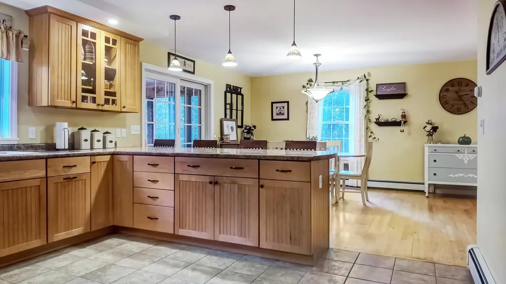 32 Harley Lane Bowdoin ME 04287