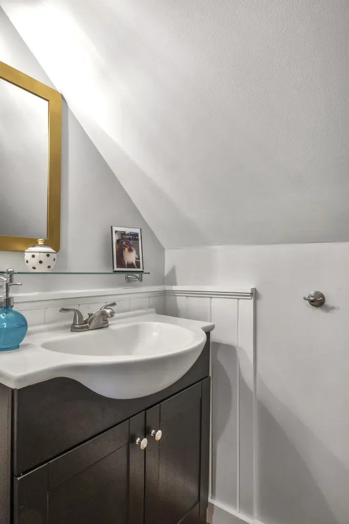 42 Erin Street Thomaston ME 04861