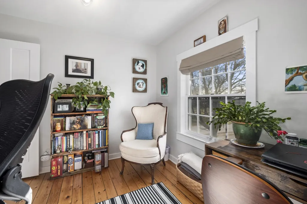 42 Erin Street Thomaston ME 04861