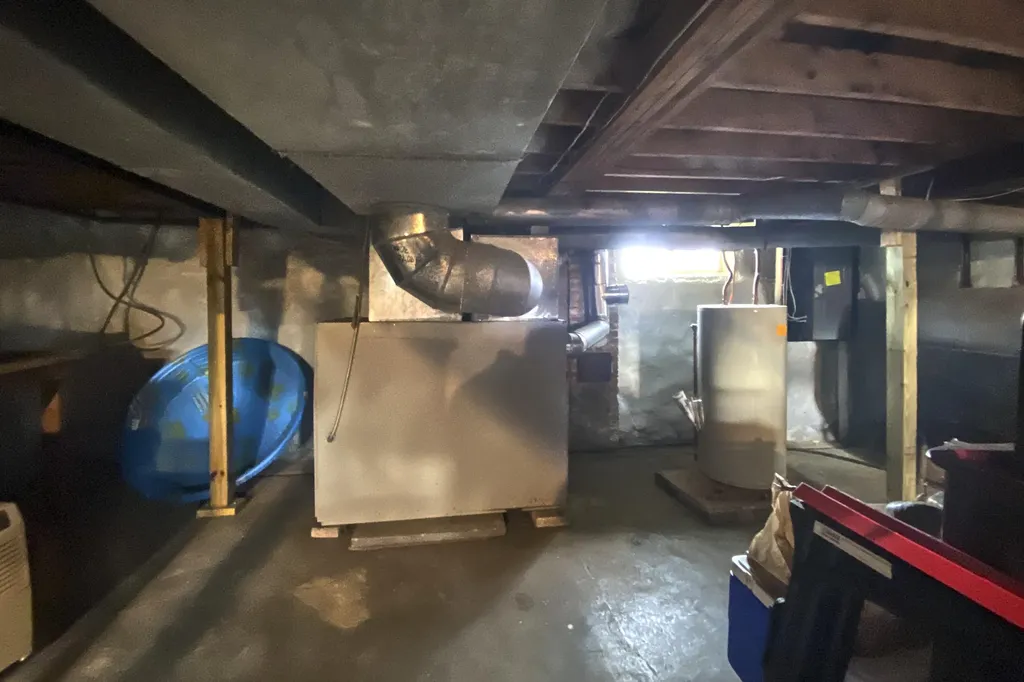 42 Erin Street Thomaston ME 04861