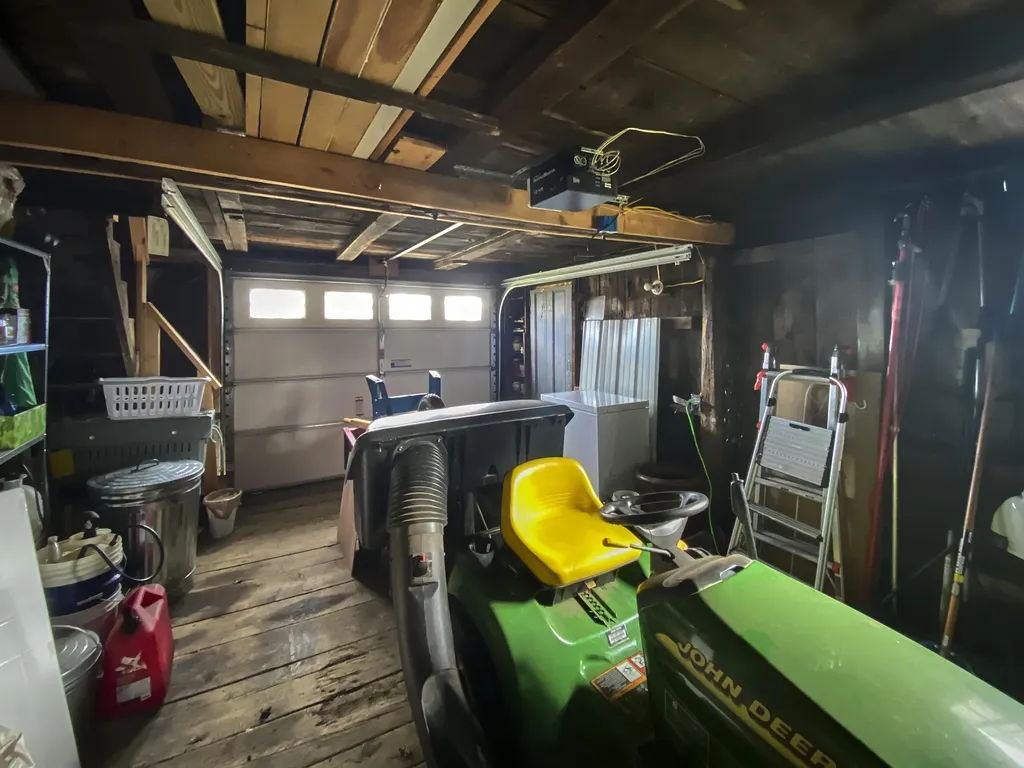 42 Erin Street Thomaston ME 04861