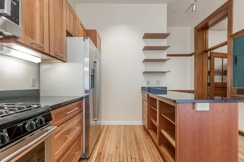 172 Falmouth Street Portland ME 04102