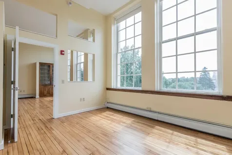 172 Falmouth Street Portland ME 04102