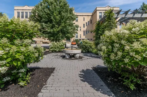172 Falmouth Street Portland ME 04102