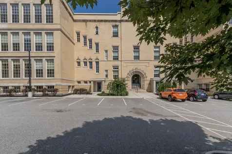 172 Falmouth Street Portland ME 04102