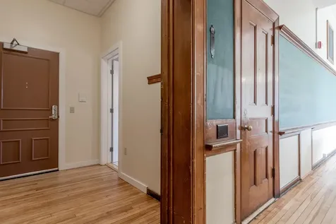 172 Falmouth Street Portland ME 04102