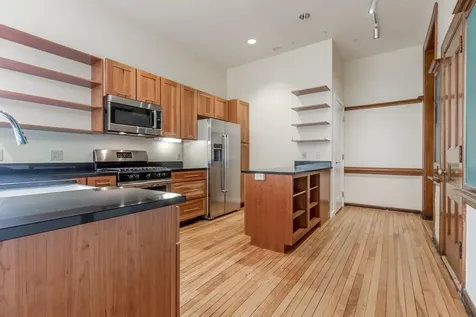 172 Falmouth Street Portland ME 04102
