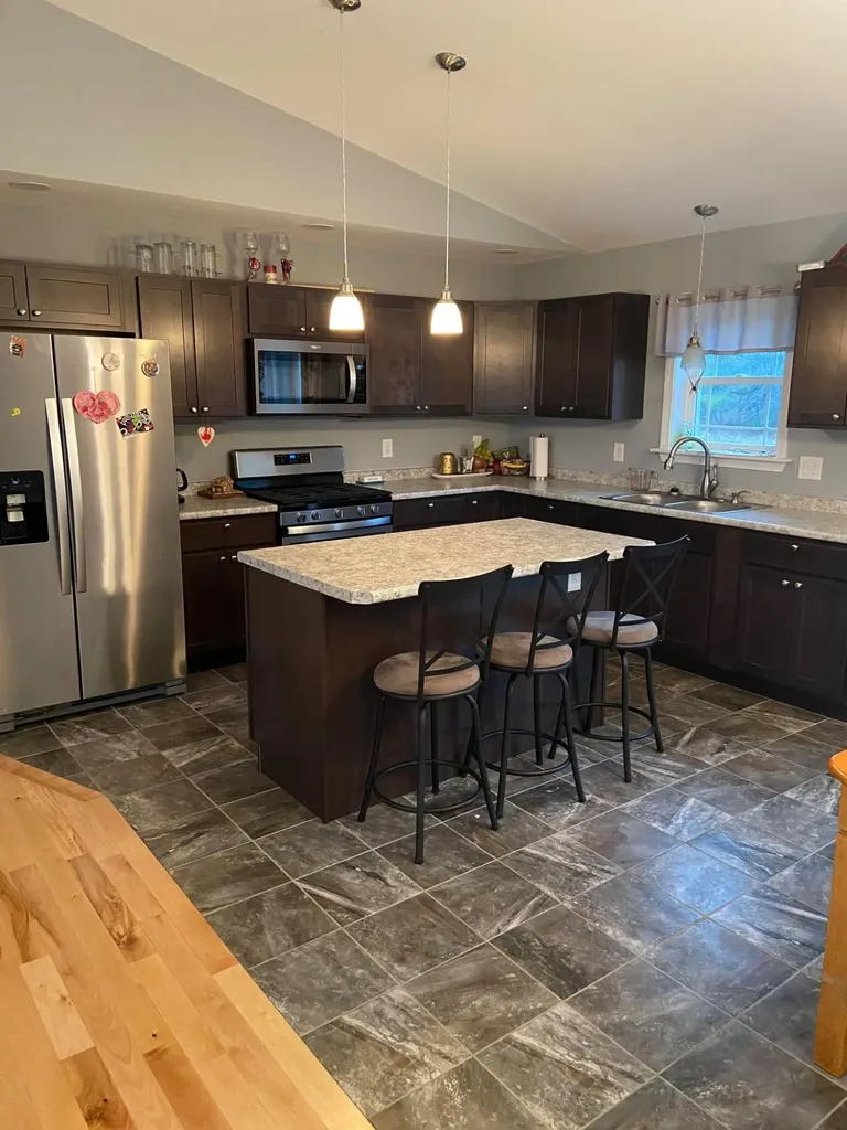 24 Cloughsdale Lane West Gardiner ME 04345