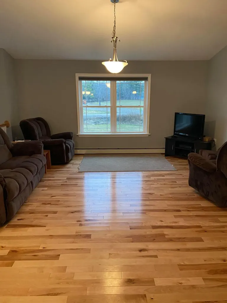 24 Cloughsdale Lane West Gardiner ME 04345