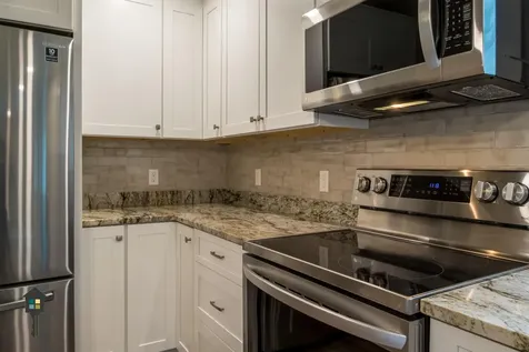 68 Somerset Place Topsham ME 04086