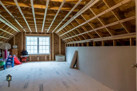 68 Somerset Place Topsham ME 04086