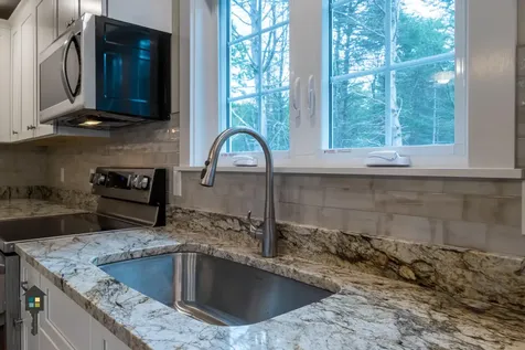 68 Somerset Place Topsham ME 04086
