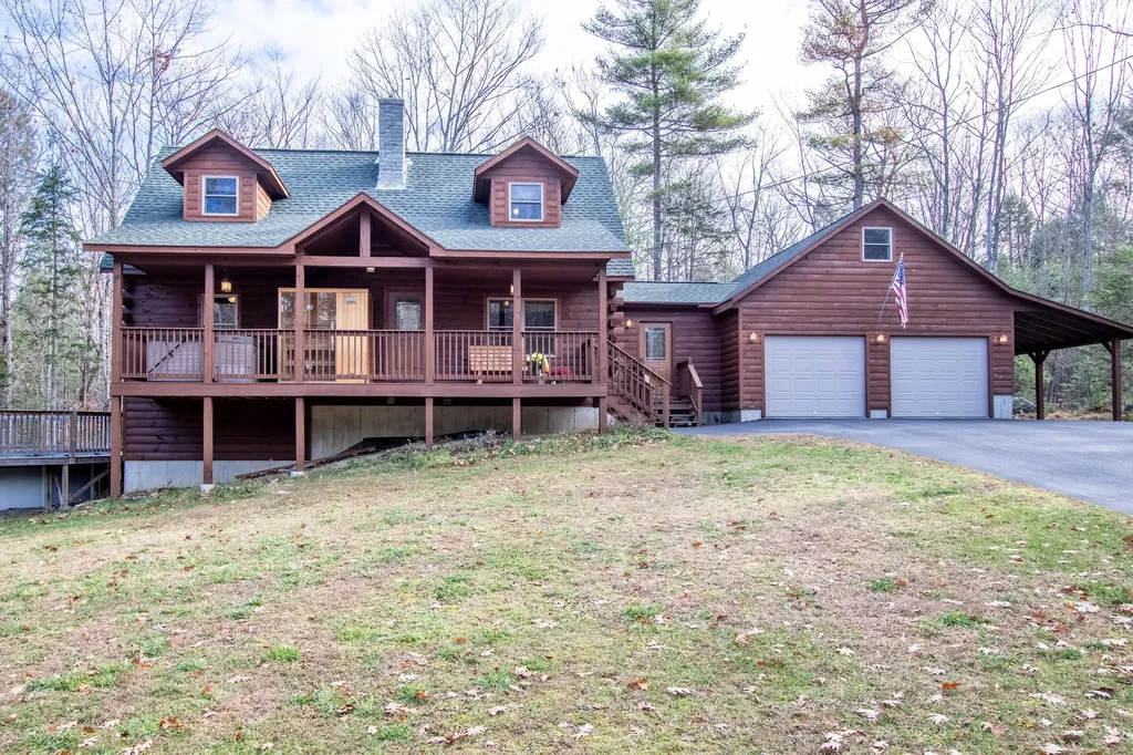 15 Daniel Drive Gardiner ME 04345